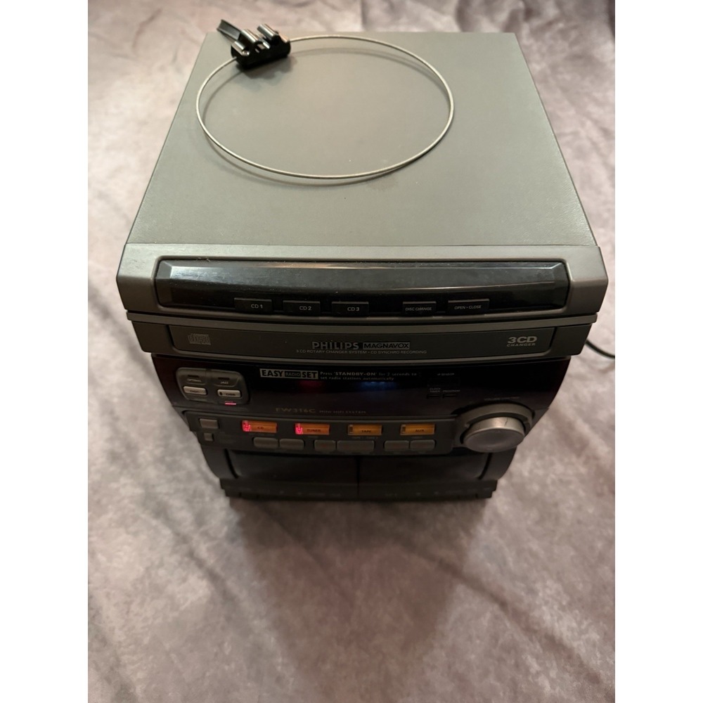 Philips Magnavox FW316C Mini HiFi System Black 3-CD Changer Cassette AUX